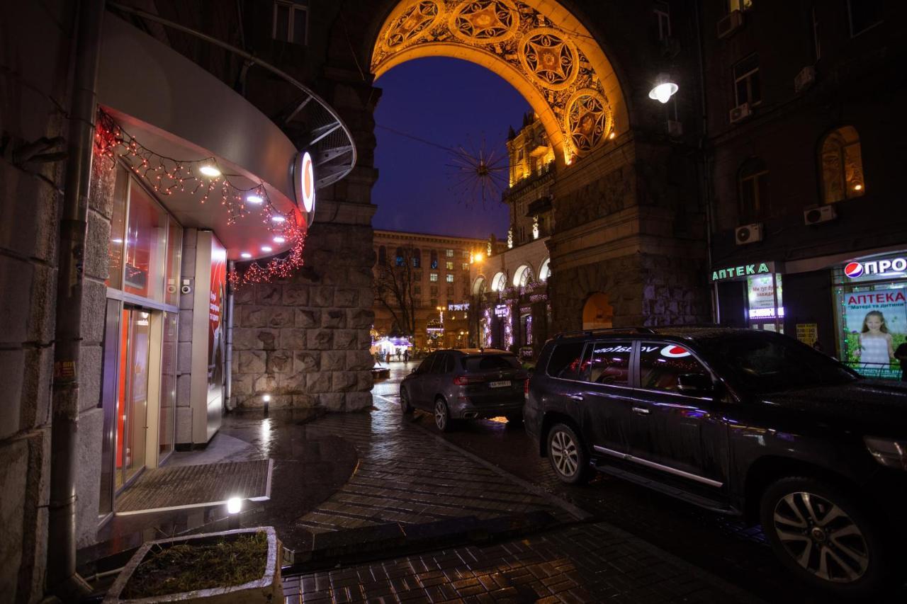 קייב 911 Apartments Khreshchatyk מראה חיצוני תמונה