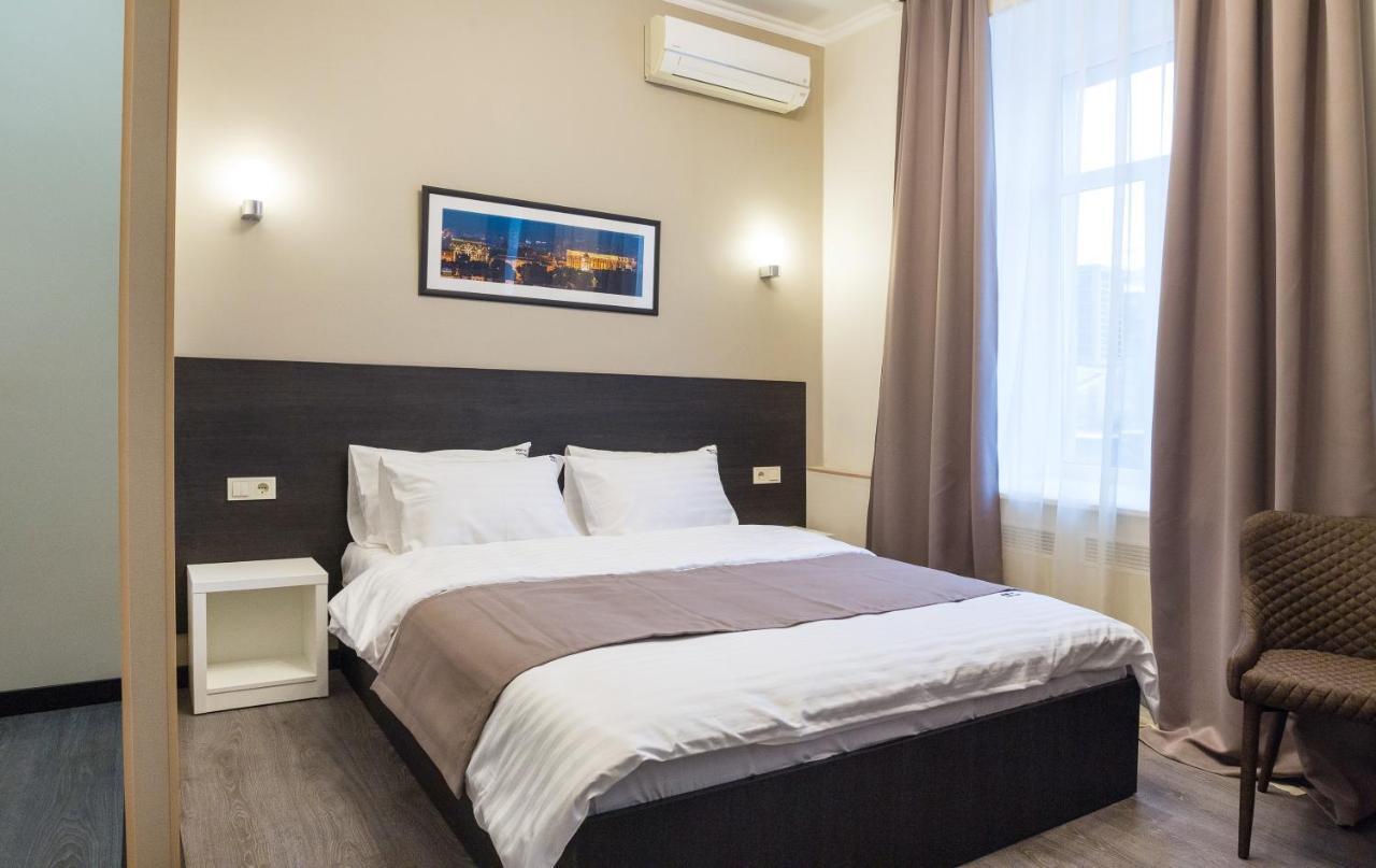 קייב 911 Apartments Khreshchatyk מראה חיצוני תמונה